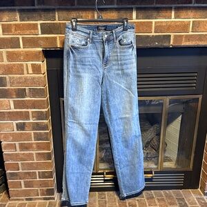 Judy Blue Light Blue Straight Leg Jeans